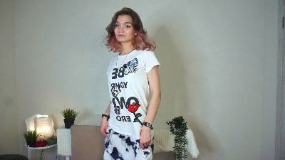 ZaraBierly webcam model stream image
