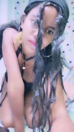 Camillah02 webcam model stream image