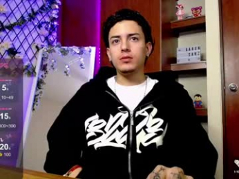 aaron_sanz_ webcam chaturbate model stream image