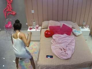 voyeurcam-casa-salsa-bedroom-1 webcam model stream image