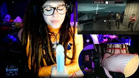 BlaizeyBBy webcam model stream image