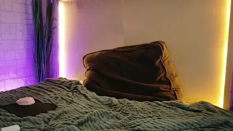 Addaline-girly webcam model stream image