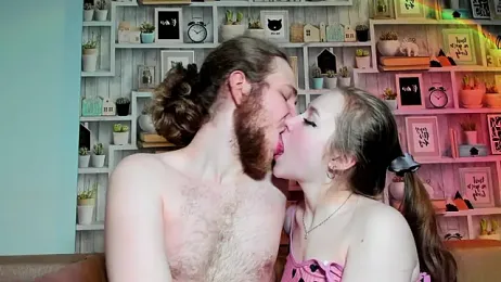 swiity_room_ webcam model stream image