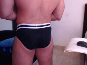derek_group webcam model stream image