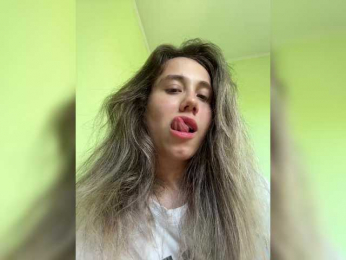 AdelinaKiskina webcam model stream image