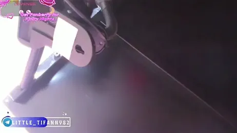 little_tifanny82 webcam model stream image