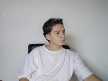 AriayArthur webcam model stream image