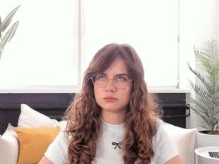 lynetdecoursey webcam model stream image