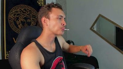 Desmon_Clark webcam model stream image