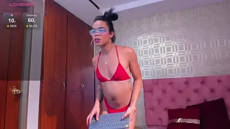 evelyn_wine webcam model stream image