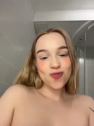 Baby_Tiny webcam stripchat model stream image