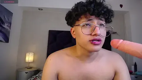 LukeFlame_ webcam model stream image