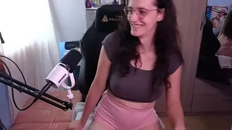 MemiSecrets webcam model stream image