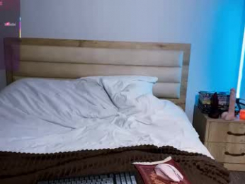 blooming_soul webcam model stream image