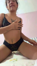 anahi50 webcam model stream image