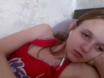 Kitty20Meow webcam model stream image