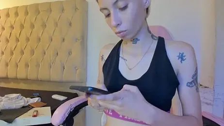 lunallena_17 webcam stripchat model stream image