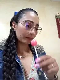 BELLA--26 webcam model stream image