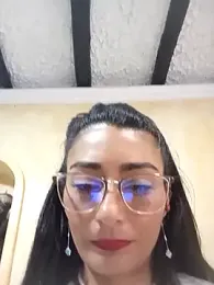 BELLA--26 webcam model stream image