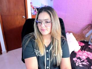 Ana Walton webcam model stream image