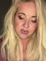 kelly__kiss71 webcam model stream image