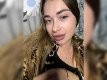 Mrs_Peach webcam model stream image