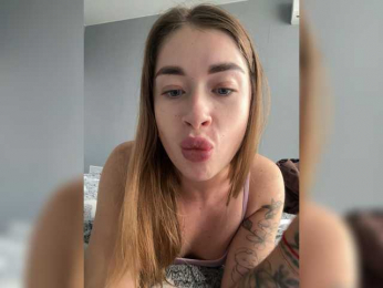 Mrs_Peach webcam model stream image