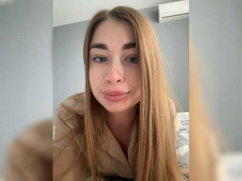 Mrs_Peach webcam model stream image