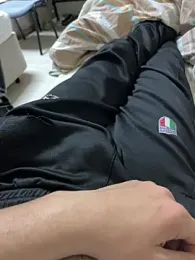 Aden_P2 webcam model stream image