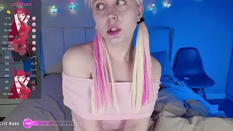 Evelyn_rabbit webcam model stream image