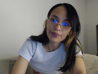 CCOLLI webcam bongacams model stream image