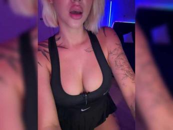 -AmazingBlonde- webcam model stream image