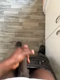 Mastercumload webcam model stream image