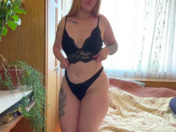 RedMadonna webcam model stream image