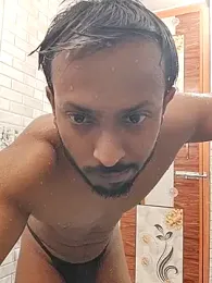 HunkyAriyaan webcam model stream image