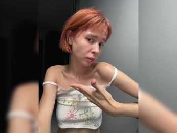 thechloee webcam model stream image