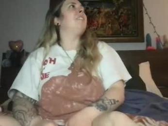 mis0h0rnybabii webcam model stream image