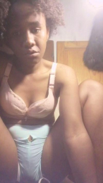 Lilly_cruz webcam model stream image