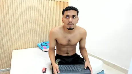Adamss_23 webcam model stream image