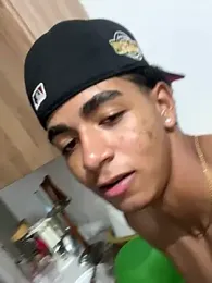 JoanG10 webcam model stream image