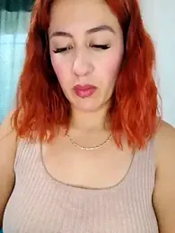 La_quecu webcam stripchat model stream image