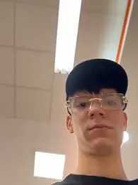 Luck__090 webcam stripchat model stream image