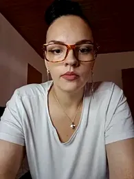 Jujuiicy webcam model stream image