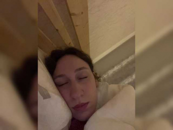 Chikipikin webcam model stream image