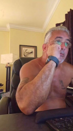 FlirtyOne4U webcam cam4 model stream image