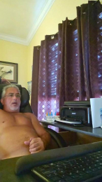 FlirtyOne4U webcam model stream image