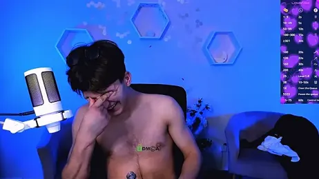 travis_wolf_ webcam model stream image