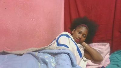 Elina42 webcam model stream image