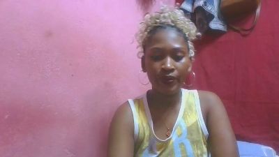 Elina42 webcam model stream image