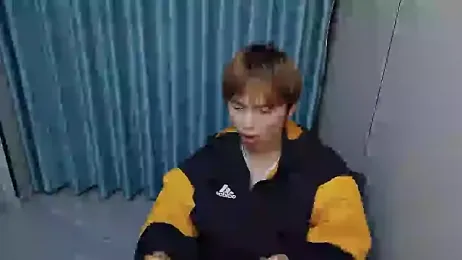 xiaottt1918 webcam model stream image